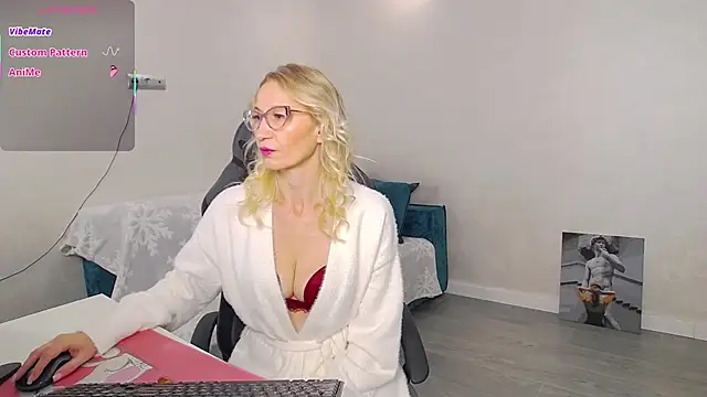 Snapshot of Sofia_Soul chatting on September 2025 06:35:02 PM Sofia Soul online show from September 2025 06:35:02 PM