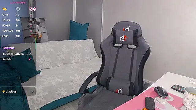 Snapshot of Sofia_Soul chatting on October 2025 01:21:01 PM Sofia Soul online show from October 2025 01:21:01 PM