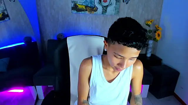 nova sex01 online show from April 2026 09:45:01 PM