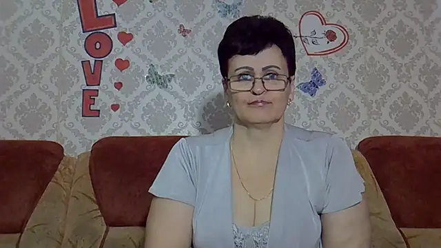 PaulaGolden online show from November 2025 10:37:02 AM