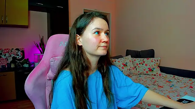 Snapshot of ameli_moon chatting on December 2025 04:24:01 PM ameli moon online show from December 2025 04:24:01 PM