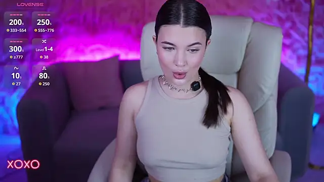 YourLolaBunny online show from March 2026 06:24:02 AM