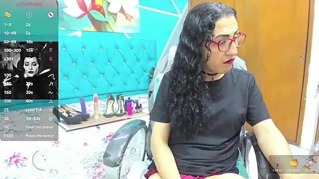 sabrina dupont online show from October 2025 12:50:02 PM