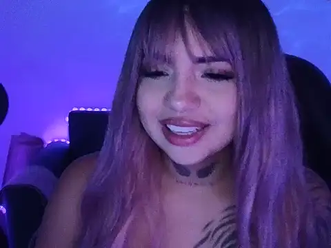 Alissfressa online show from April 2026 01:50:01 AM