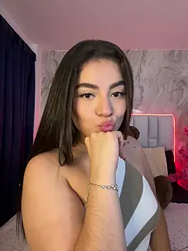 IsabellaAnngel online show from July 2026 01:10:02 AM