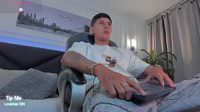 Damian23   online show from March 2026 10:10:01 AM