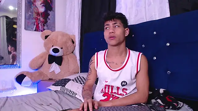 Snapshot of Sexys_Boys_Hot1 chatting on October 2025 01:50:02 AM Sexys Boys Hot1 online show from October 2025 01:50:02 AM