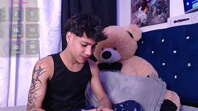 Snapshot of Sexys_Boys_Hot1 chatting on November 2025 02:11:02 AM Sexys Boys Hot1 online show from November 2025 02:11:02 AM