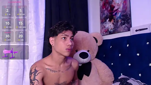 Snapshot of Sexys_Boys_Hot1 chatting on November 2025 03:05:01 AM Sexys Boys Hot1 online show from November 2025 03:05:01 AM