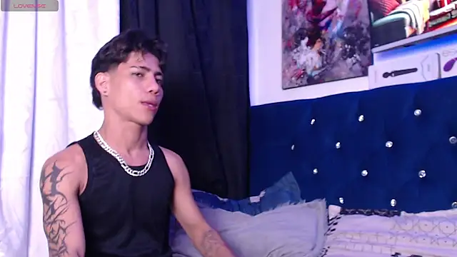 Snapshot of Sexys_Boys_Hot1 chatting on November 2025 03:16:01 AM Sexys Boys Hot1 online show from November 2025 03:16:01 AM