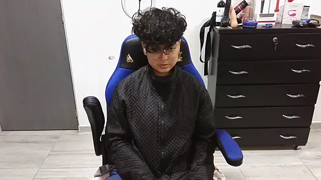 thomascooper7 online show from February 2025 03:24:02 AM