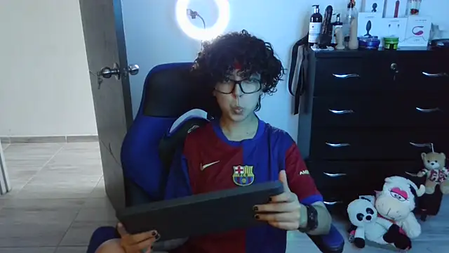 thomascooper7 online show from September 2025 06:33:02 PM