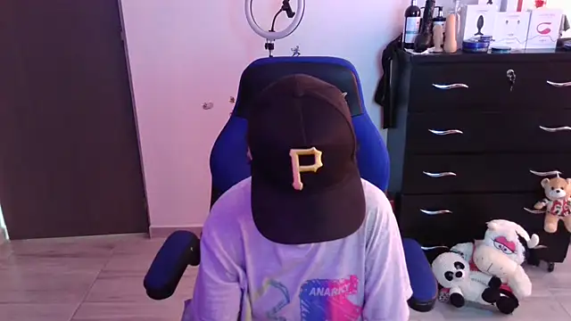 thomascooper7 online show from November 2025 07:14:01 PM