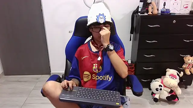 thomascooper7 online show from January 2026 07:19:02 PM