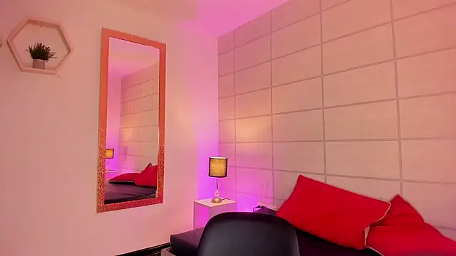 Christine Laam online show from March 2026 11:57:01 AM