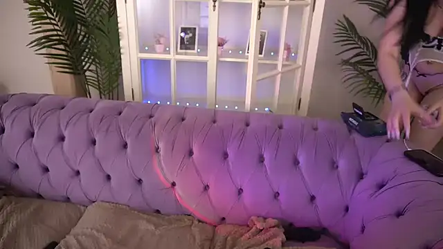 NikkiGoldSide online show from June 2026 05:54:01 PM