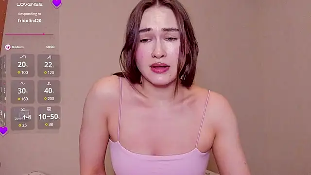 Snapshot of sleeeep_y chatting on December 2024 09:12:01 PM sleeeep y online show from December 2024 09:12:01 PM