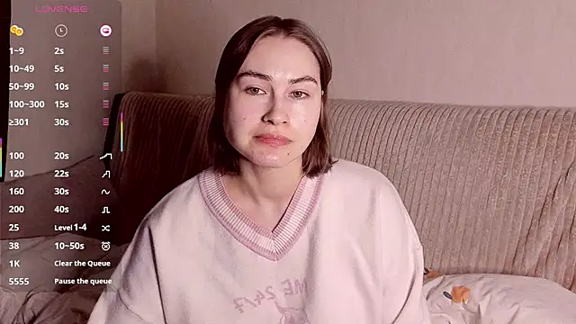 Snapshot of sleeeep_y chatting on January 2026 06:40:01 AM sleeeep y online show from January 2026 06:40:01 AM