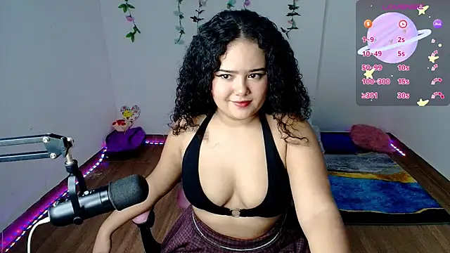 Dulce Julietha online show from February 2025 05:51:02 PM