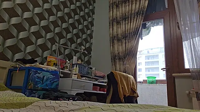 AlejandraDelaney online show from December 2024 12:38:01 PM