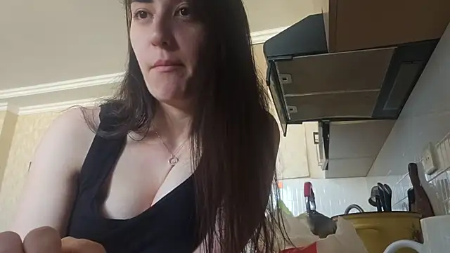 AlejandraDelaney online show from April 2026 12:58:02 PM