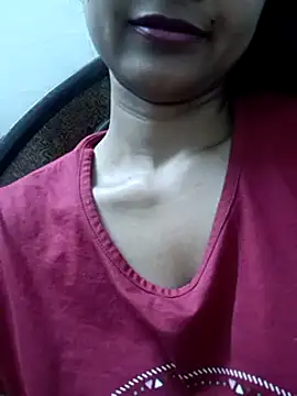 Snapshot of Rajni-Mehra chatting on February 2025 06:48:01 PM Rajni-Mehra online show from February 2025 06:48:01 PM