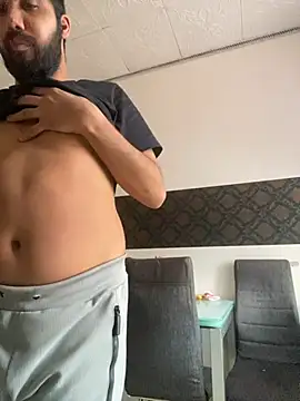 Lada122 online show from February 2026 03:11:02 PM