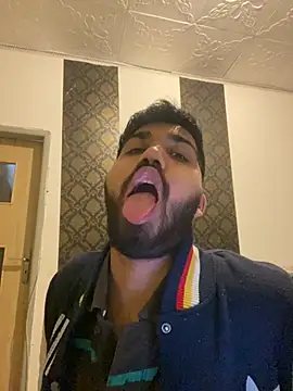 Lada122 online show from April 2026 06:46:01 PM