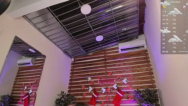 Sapphire Venuss online show from December 2024 01:38:02 AM