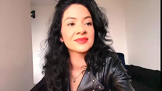 miabeautyxx online show from March 2026 02:12:02 PM