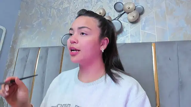 KimDevinne online show from January 2026 02:16:01 AM