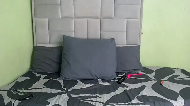 ThickPearlx23 online show from November 2025 06:36:02 AM