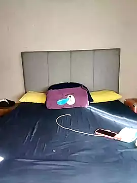 ThickPearlx23 online show from April 2026 07:14:01 AM