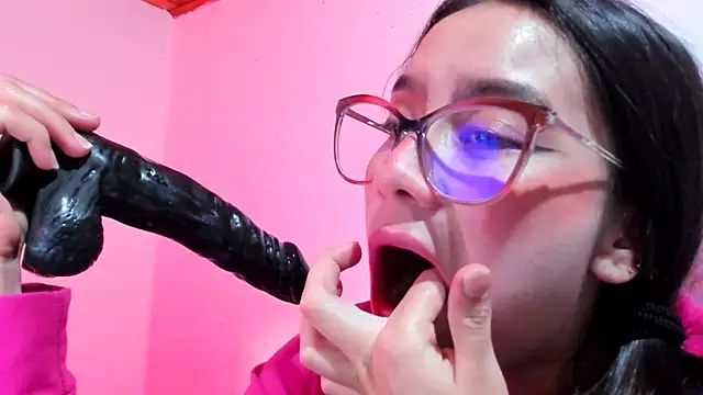 teffy lee online show from December 2024 11:28:02 PM