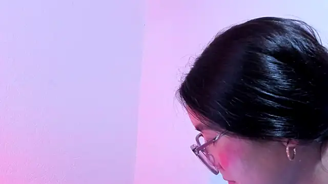 teffy lee online show from January 2025 08:43:01 PM