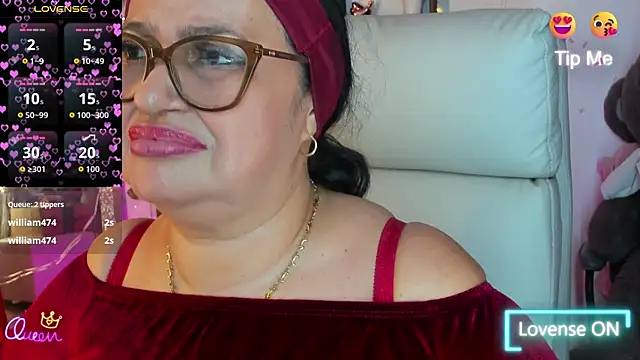 Gia Nahomi online show from May 2026 11:23:04 PM