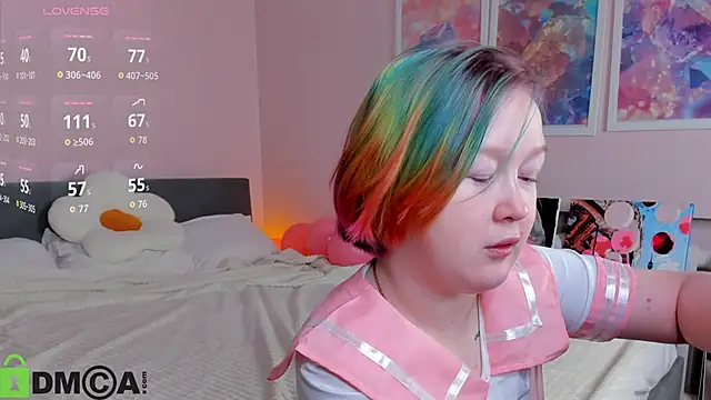 Sara Robinson online show from December 2025 03:01:01 AM