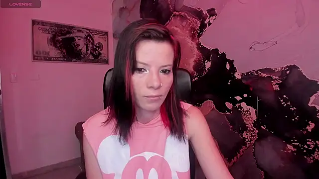 Snapshot of DanaaRey chatting on March 2025 10:57:02 AM DanaaRey online show from March 2025 10:57:02 AM