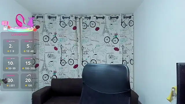 Snapshot of DanaaRey chatting on November 2025 04:31:02 PM DanaaRey online show from November 2025 04:31:02 PM