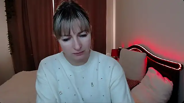 Snapshot of Incredible_Ariela chatting on December 2024 09:55:02 AM Incredible Ariela online show from December 2024 09:55:02 AM