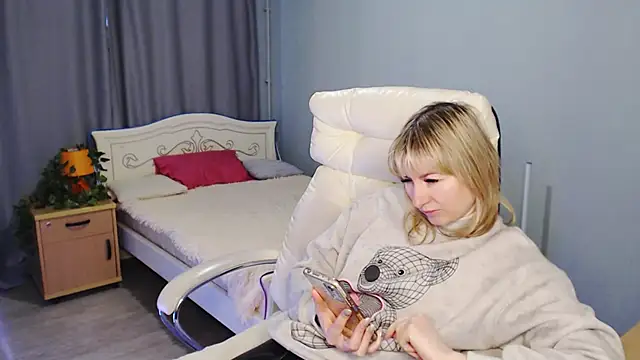 Snapshot of Incredible_Ariela chatting on January 2025 12:14:01 PM Incredible Ariela online show from January 2025 12:14:01 PM