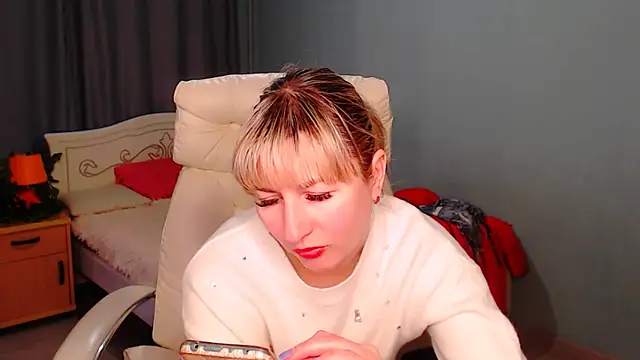 Snapshot of Incredible_Ariela chatting on January 2025 05:06:01 PM Incredible Ariela online show from January 2025 05:06:01 PM