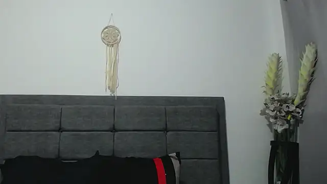 Snapshot of Vicky_Love_ chatting on February 2025 10:49:02 AM Vicky Love  online show from February 2025 10:49:02 AM