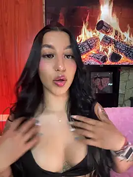 Snapshot of Tamara_Roberts1 chatting on May 2026 02:09:02 AM Tamara Roberts1 online show from May 2026 02:09:02 AM