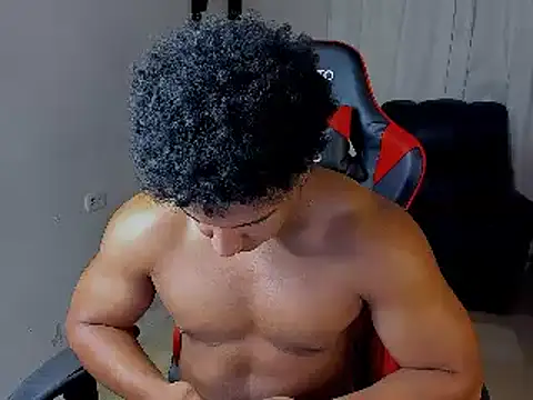 Snapshot of May_Dylan1 chatting on October 2025 08:52:02 PM May Dylan1 online show from October 2025 08:52:02 PM