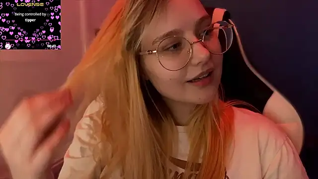 JacyWinslat online show from March 2025 09:14:02 PM