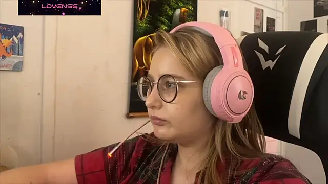 JacyWinslat online show from September 2025 09:47:01 AM