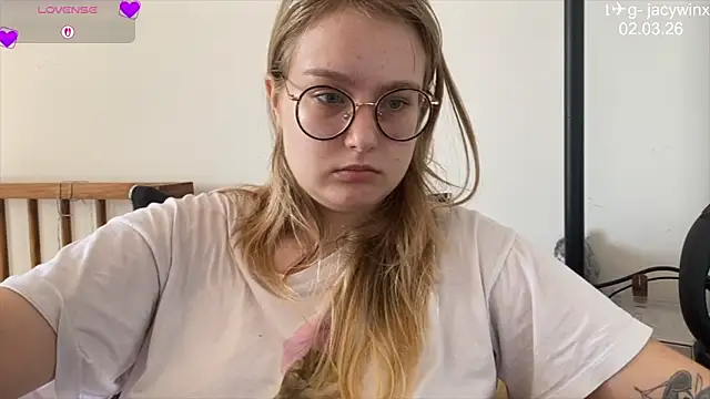 JacyWinslat online show from March 2026 07:59:01 AM