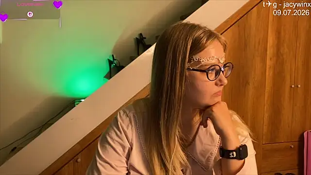 Snapshot of JacyWinslat chatting on July 2026 01:37:01 PM JacyWinslat online show from July 2026 01:37:01 PM