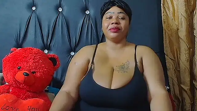 HUMONGUOUSTITSS online show from September 2025 03:39:01 PM